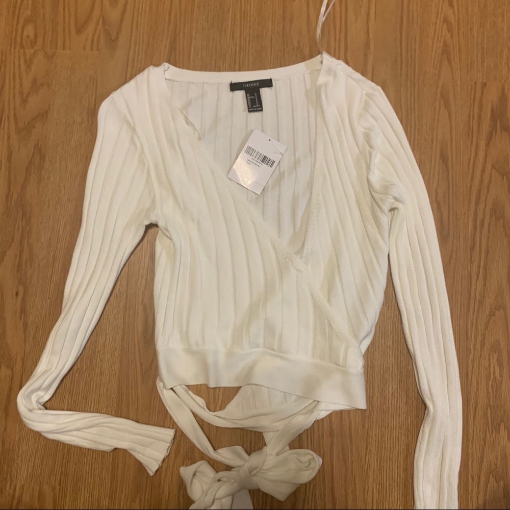 Forever 21 wrap tie white sweater crop